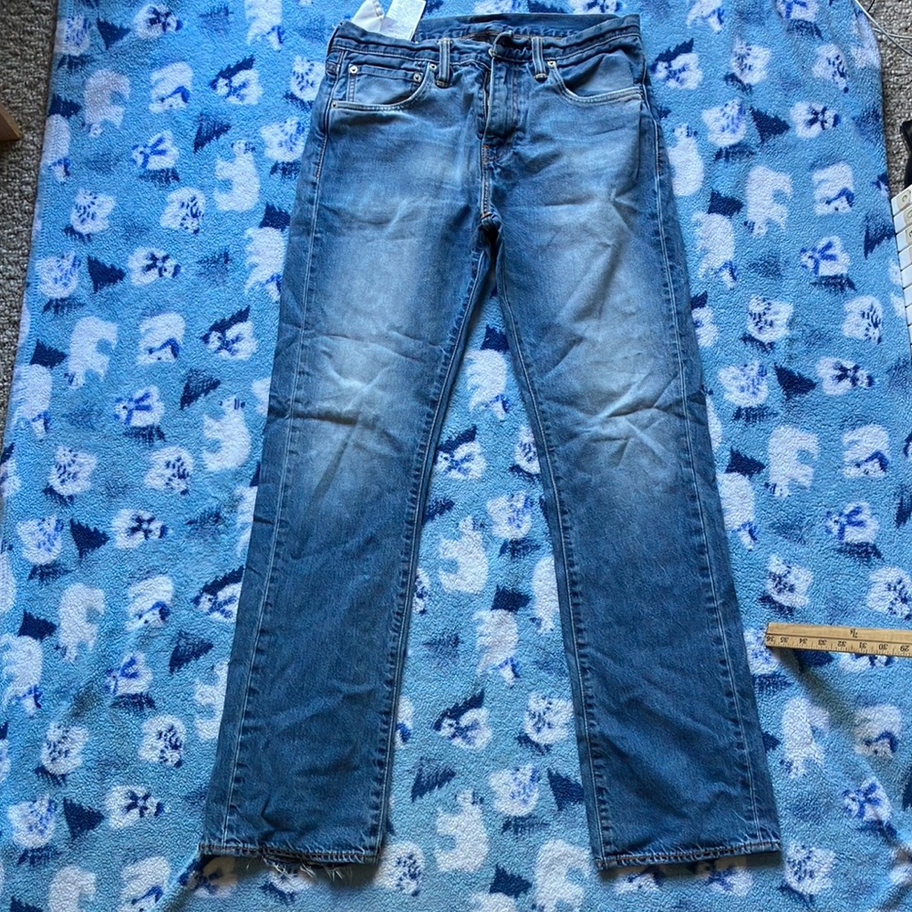 Levis 527